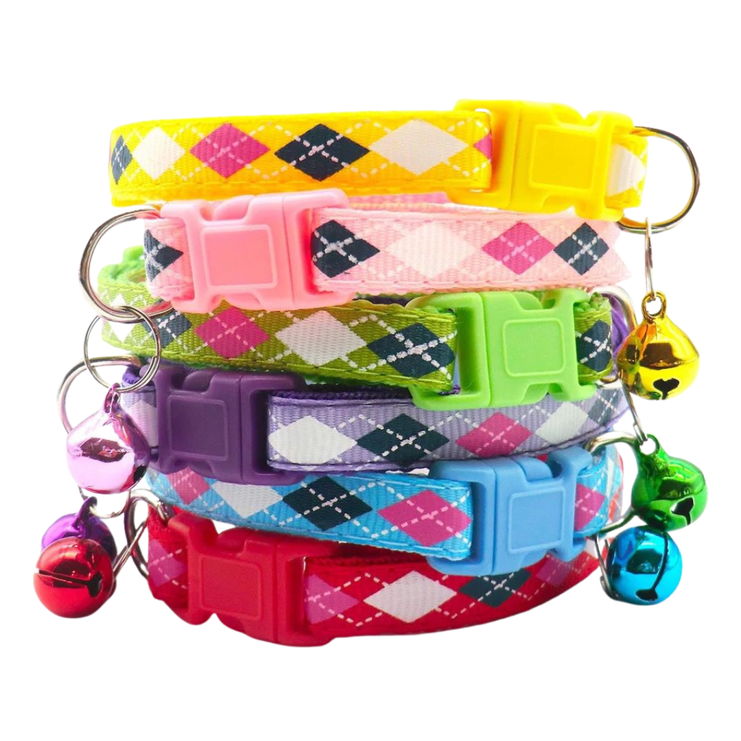 Collar Con Diseño de Rombos Pequeño